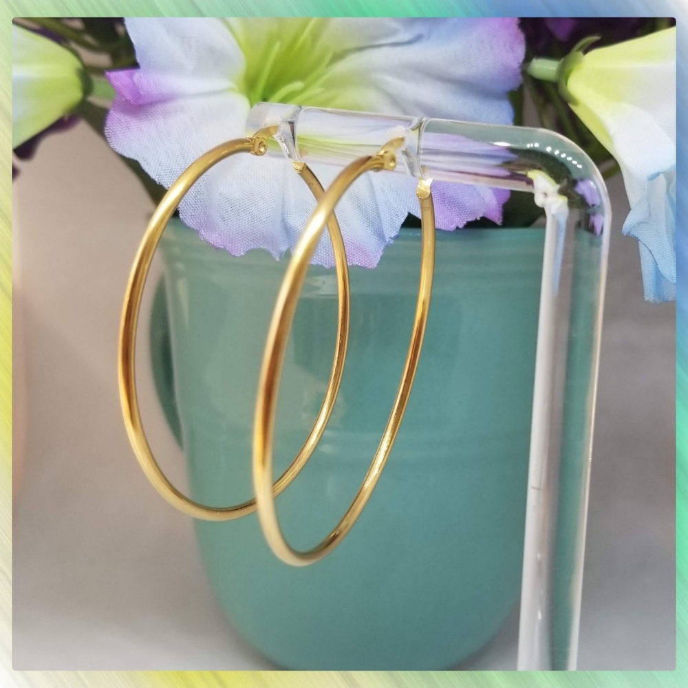 Gold Classic Hoop Stainless steel Earrings.  1 1/2